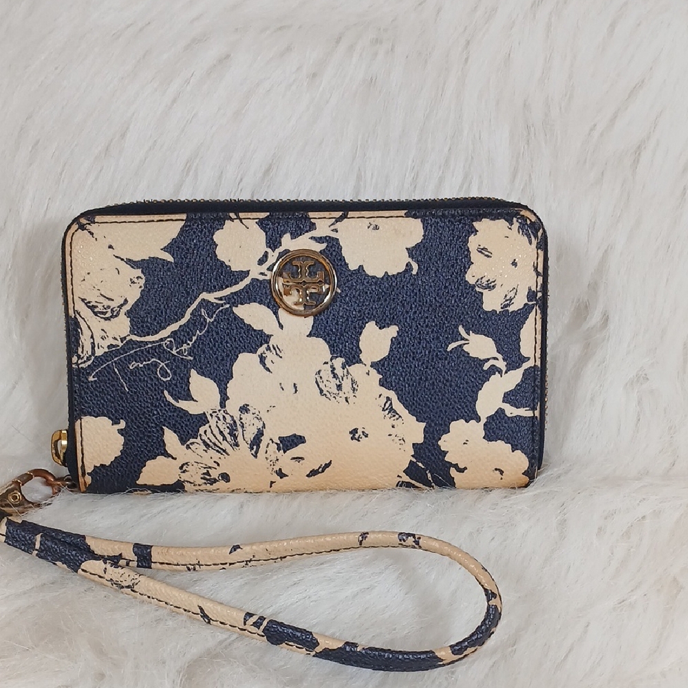 Tory Burch Navy Blue and Cream Floral Wristlet Clutch